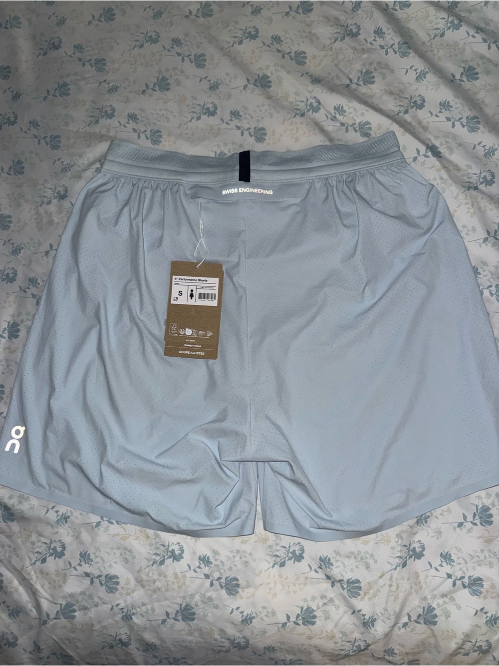 On Running 5" Performance Shorts-Women S (Arctic color) - Picture 2 of 7
